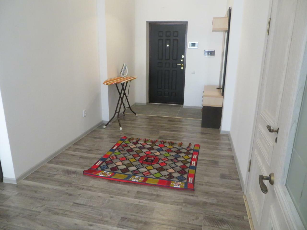 Studio Boutique Apartment Bishkek Ngoại thất bức ảnh