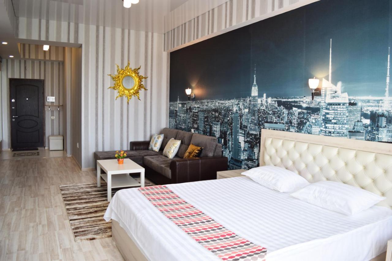Studio Boutique Apartment Bishkek Ngoại thất bức ảnh