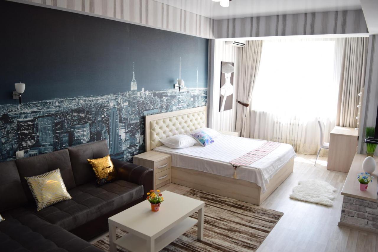 Studio Boutique Apartment Bishkek Ngoại thất bức ảnh